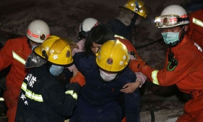 Çin'de otel çöktü: 43 kişi enkazdan çıkarıldı