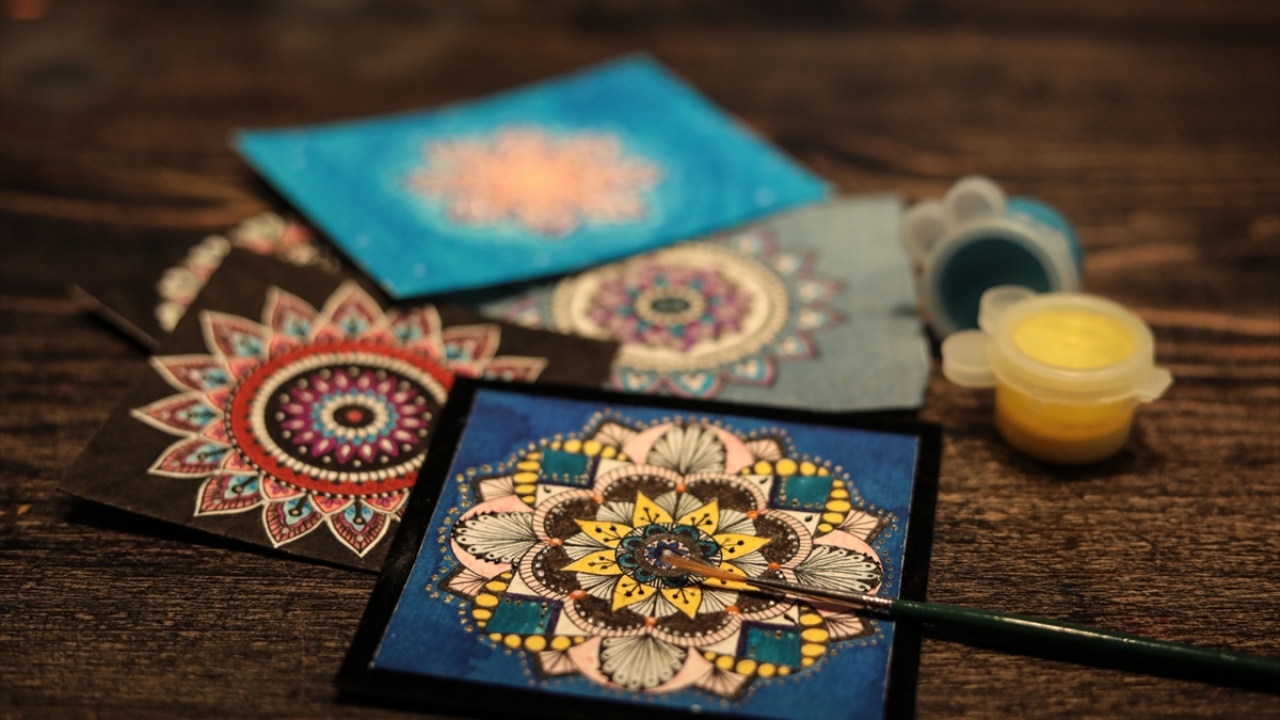 "Sanatsal olarak yapılan mandalanın felsefesi yok"