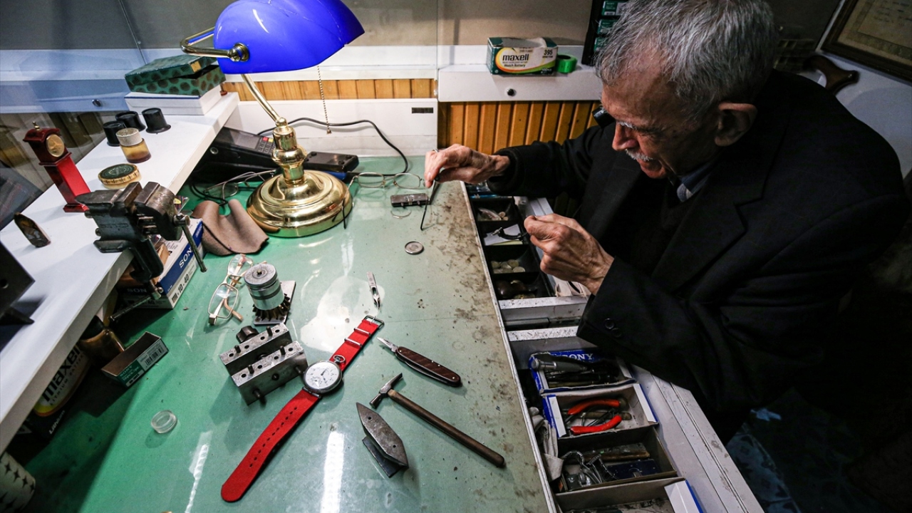 "Dijital saatleri saatten saymıyoruz"