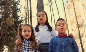 Öğretmen ve öğrencilerin İstiklal Marşı koreografisi yoğun ilgi gördü