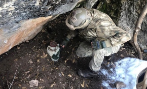 Kapan-7 Garisa'da sığınaklar imha edildi