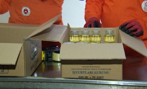 Cezaevinde günde 80 ton kolonya üretiliyor