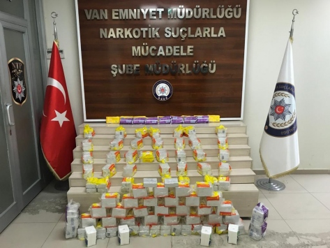 Vanda 187 kilo 660 gram eroin ele geçirildi