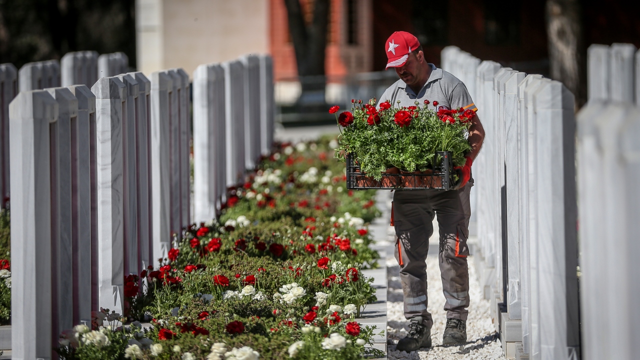 Türkiye`nin çeşitli bölgelerinden getirdiler