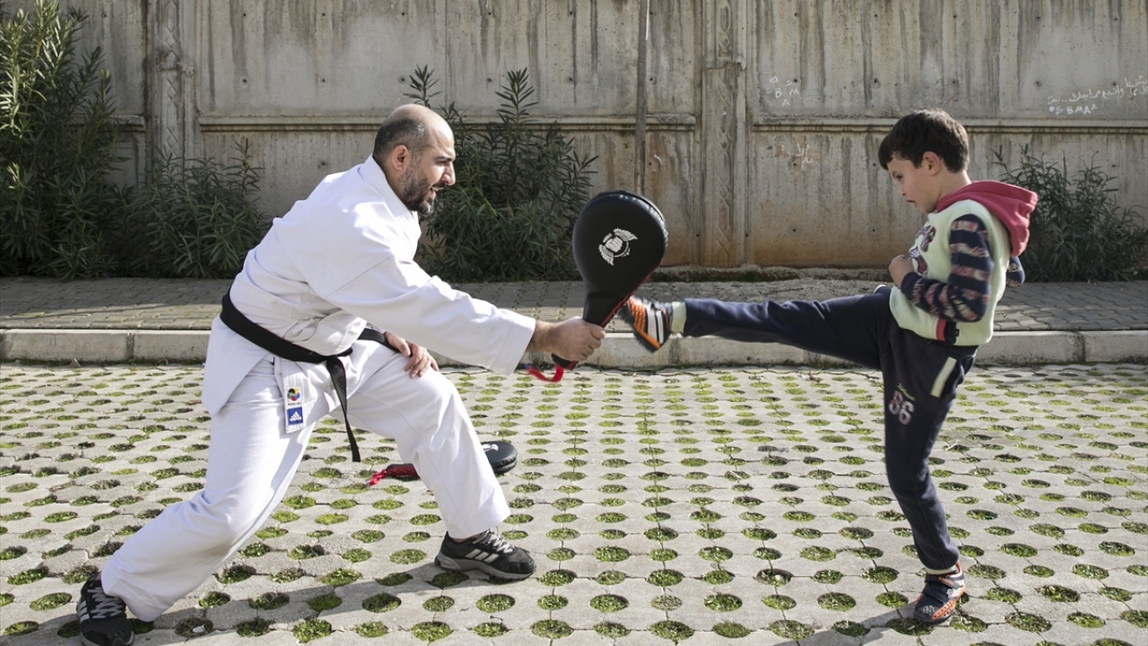 Karatede Türkiye Milli Takımı formasını giymenin kendisi için önemli olduğunu anlatan Hamad, milli formayı giymesi halinde başarılı olacağına inandığını dile getirdi. 