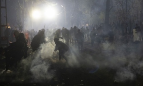 Yunanistan'dan sığınmacılara gazla müdahale