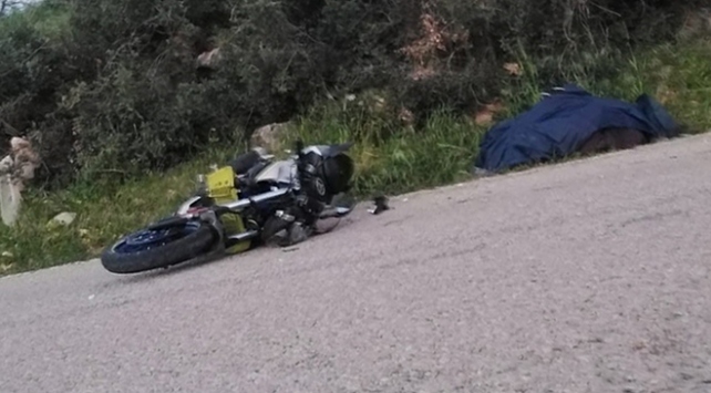 Muğlada motosiklet elektrik direğine çarptı: 1 ölü
