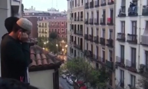 Granada sokaklarında 500 yıl sonra ezan sesi yankılandı