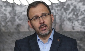 Bakan Kasapoğlu'ndan 'Evde Kal' çağrısı