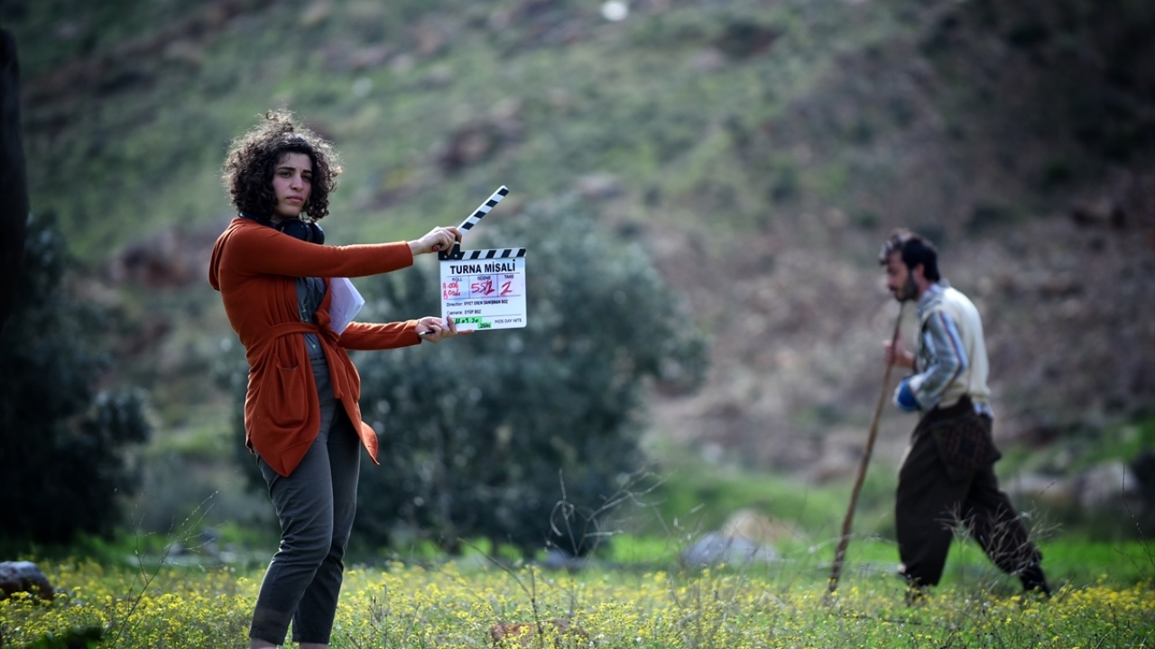 Ailesinin de hayvancılıkla uğraştığını anlatan Ölkebaş, doğal yaşamın içinde olan her projede yer almaktan çok büyük bir mutluluk duyduğunu dile getirdi.