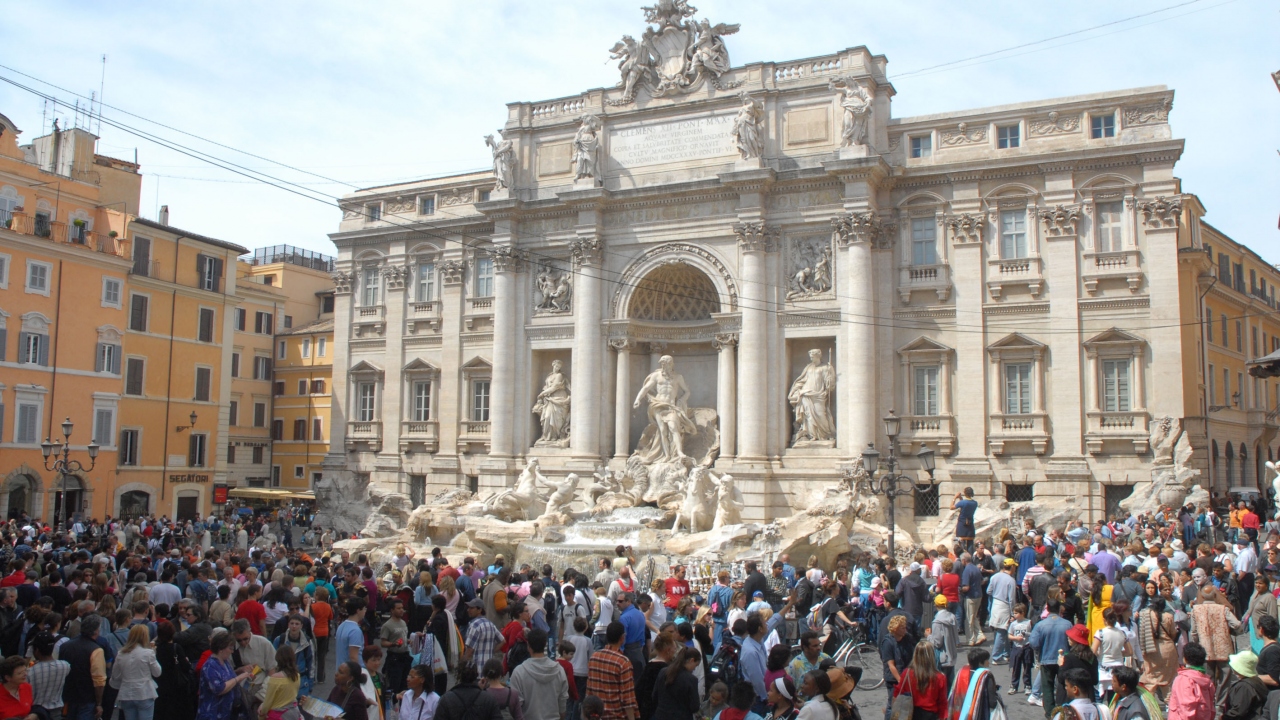 İtalya Fontana Di Trevi / Öncesi