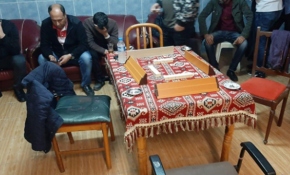 Kapatılan hamamı kahvehaneye çevirdiler