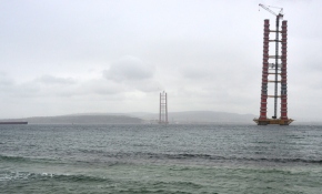 Simgelerin köprüsü metre metre yükseliyor