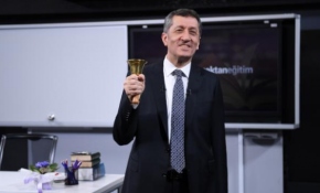 Bakan Ziya Selçuk'tan 'Evde kal' çağrısı