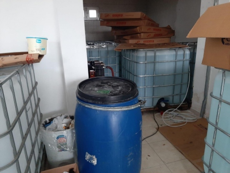 Tekirdağda kaçak üretilen 25 ton dezenfektan ele geçirildi
