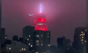 Empire State sağlık çalışanları için dev bir sirene dönüştü