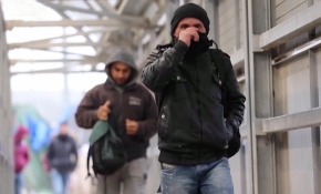 Filistinli işçiler gelir kaynaklarından olmamak için evlerine dönemiyor