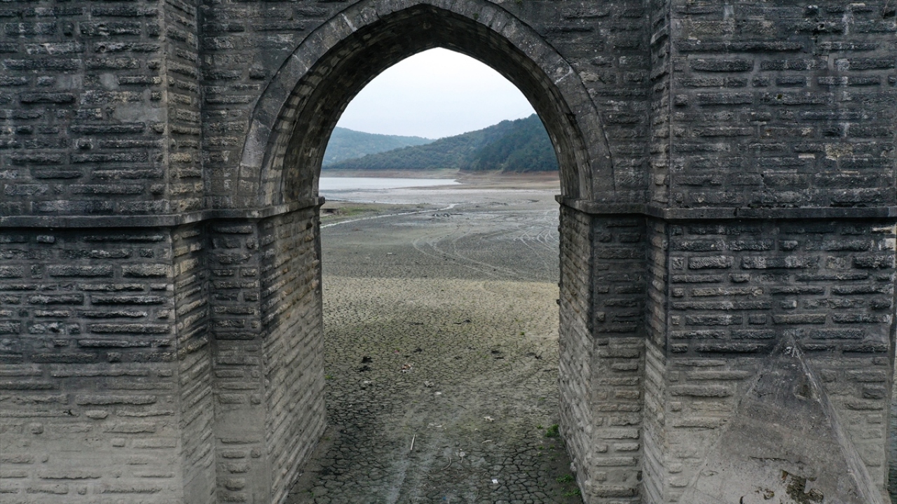 Geçtiğimiz son 10 yılda mart ayı sonu itibariyle barajlardaki doluluk oranları yüzde 90’larda olurken bu yıl yüzde 65 seviyesinde kaldı.