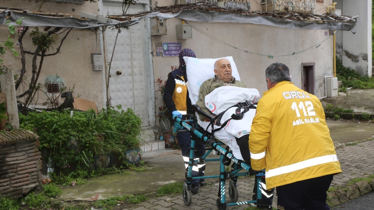 Kılıçkını`nın hastanede yapılan müdahalenin ardından plastik cerrahına sevk edildiği öğrenildi.  