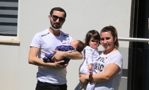 Koronavirüsü yenen babanın kızıyla kavuşma anı duygulandırdı