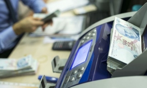 Ücretsiz izne çıkarılanlara maaş desteği