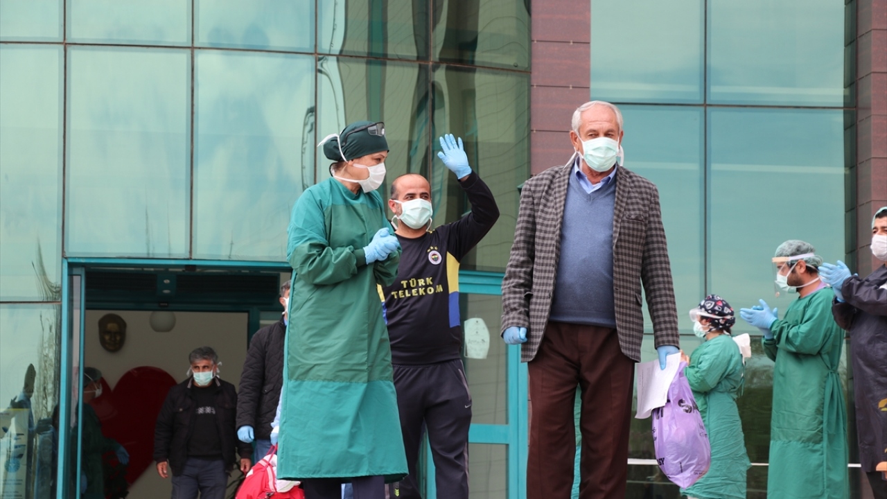 İnşallah taburcu sayısı her geçen gün artarak devam edecek"