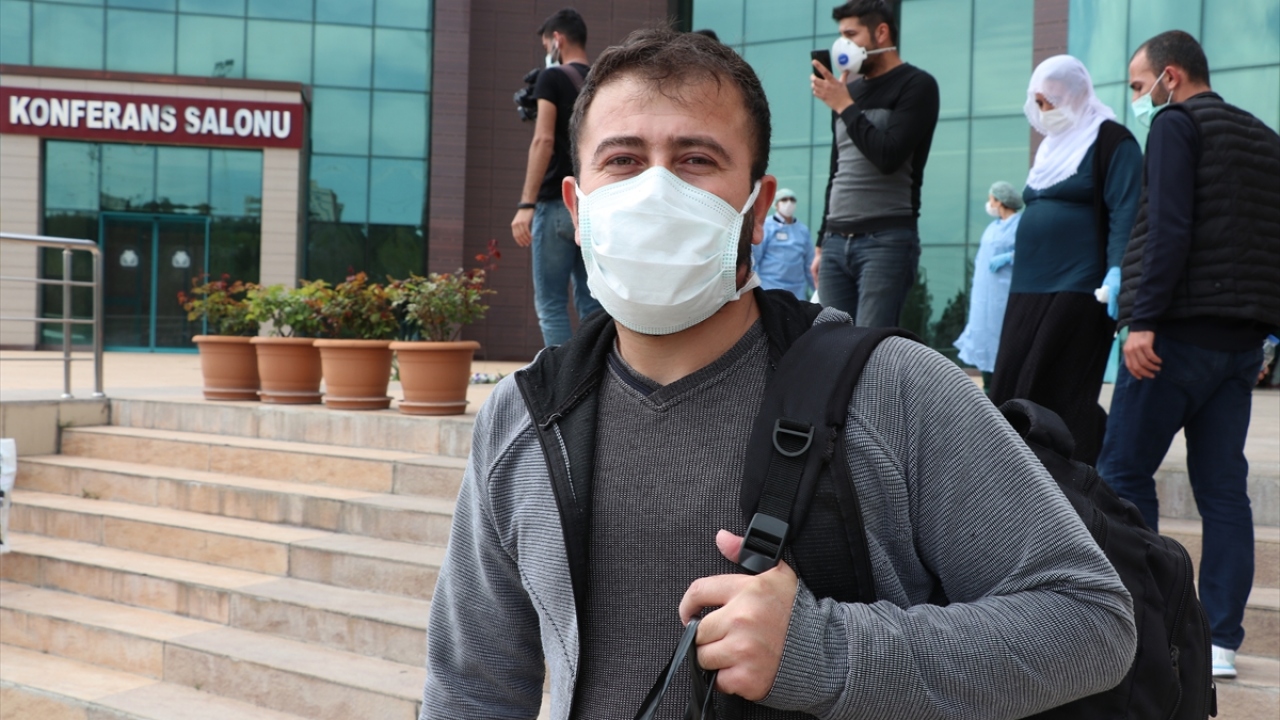 "Yaklaşık 20 gündür bu hastalıkla mücadele ediyorum"