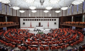 Ekonomik tedbir paketi Komisyon'da kabul edildi