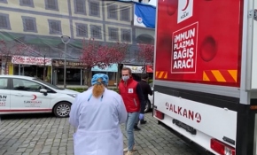 Virüsü yenenlerden plazma bağışı