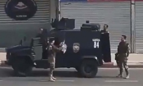 Özel harekat polislerine drone ile çikolata gönderdi