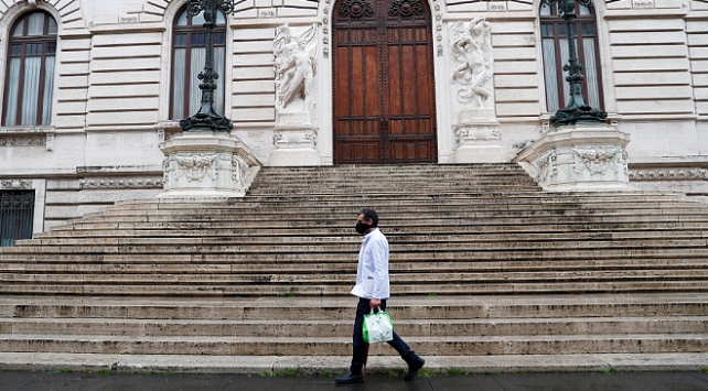 İtalya mayıs ayında karantina tedbirlerini gevşetmeye hazırlanıyor