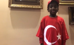 23 Nisan’ı çektiği videoyla kutladı