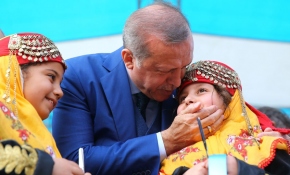 Cumhurbaşkanı Erdoğan'dan 23 Nisan paylaşımı