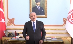 TBMM Başkanı Şentop, çocukların bayramını EBA TV'den kutladı