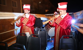 Nevşehir'de vatandaşlar sahura mehter marşı ile kalktı