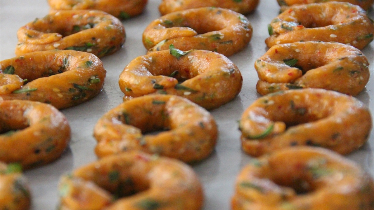 Gastronomi alanında Birleşmiş Milletler Eğitim, Bilim ve Kültür Örgütünce (UNESCO) "Yaratıcı Şehirler Ağı"na dahil edilen Hatay mutfağının lezzetleri, ramazanda iftar ve sahur sofralarını süslüyor. 