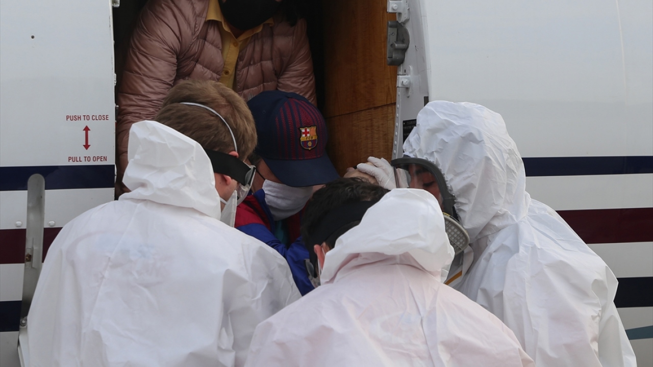 Kazakistan`ın Almatı şehrinden ambulans uçakla Atatürk Havalimanı`na gelen Umarov, Biruni Üniversite Hastanesinde tedavi altına alındı.