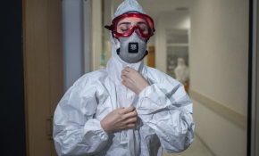 Queen'den sağlık çalışanları için 'We are the Champions'a yeni yorum