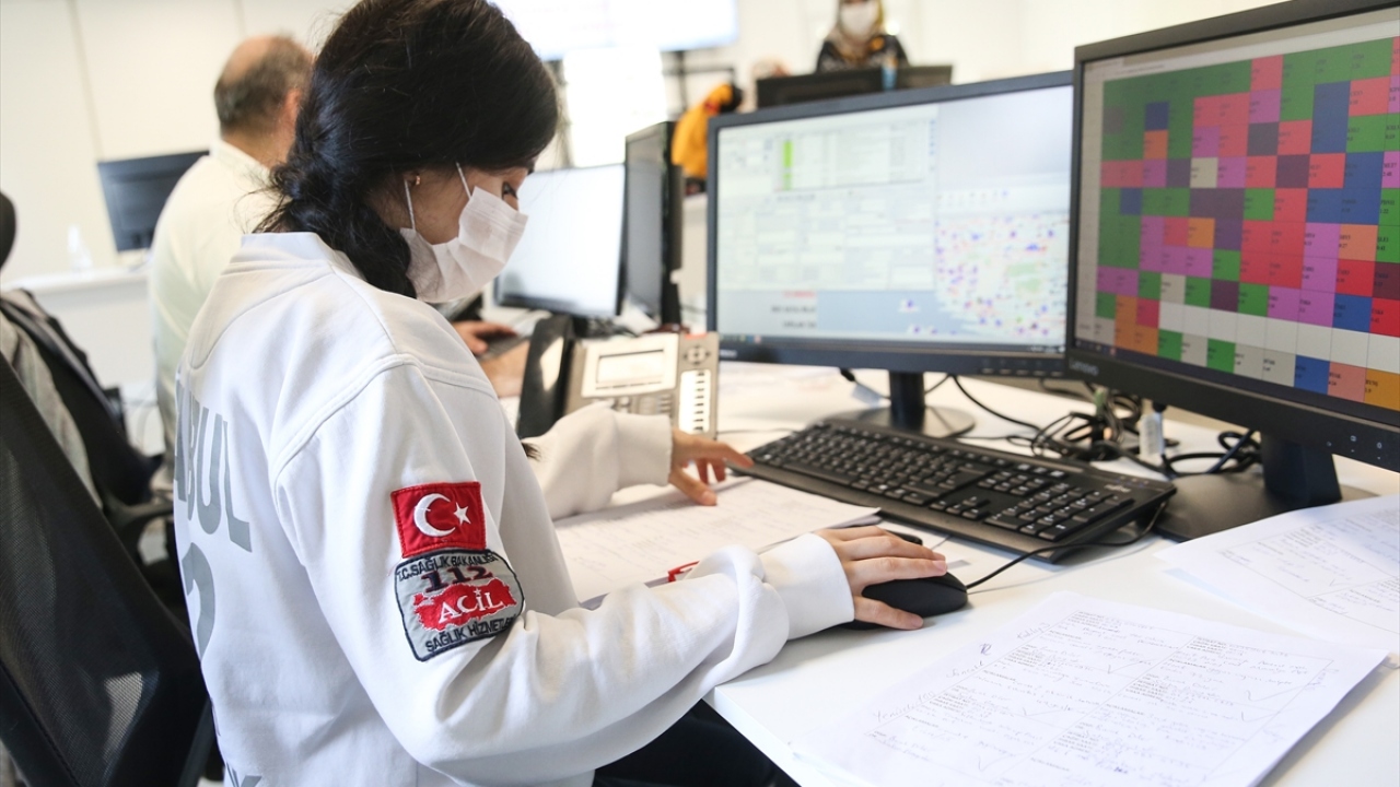 Eski Anadolu Komuta Kontrol Merkezi`nin lokasyon olarak da çok uygun olmayan bir bölgede bulunduğunu dile getiren Memişoğlu, şunları kaydetti: