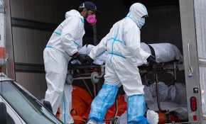 ABD'de her gün binlerce kişi virüse yakalansa da tedbirler hafifletiliyor