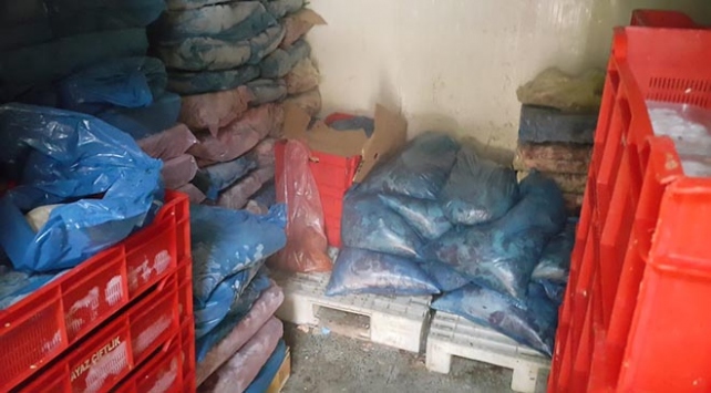 Adana'da 1,5 ton kaçak kelle paça ele geçirildi