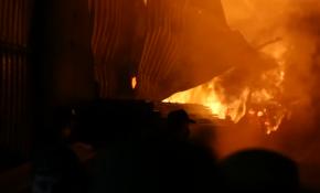 Azerbaycan'da ticaret merkezinde yangın