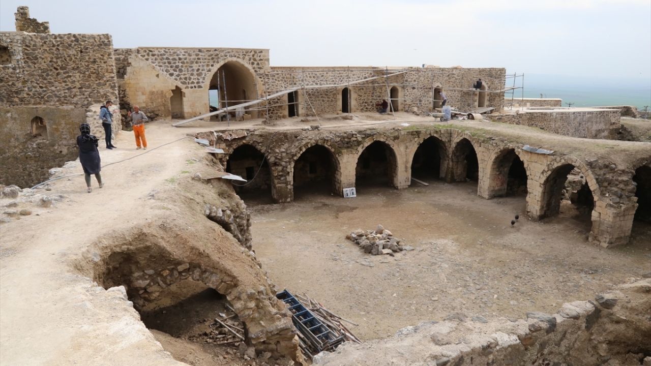 Restorasyonun, Batman Valiliği, Dicle Kalkınma Ajansı, İl Özel İdaresi, Kültür ve Turizm Müdürlüğü koordinasyonunda yürütüldüğünü belirten Aşçı, şöyle konuştu: