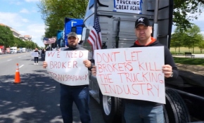 Kamyon sahipleri 12 gündür Beyaz Saray önünde eylemde