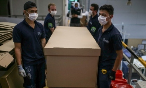 Kolombiya'da tabuta dönüşebilen hastane yatakları üretildi