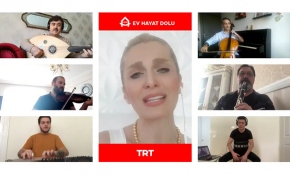 TRT İstanbul Radyosu sanatçıları sağlık çalışanları için şarkı söyledi