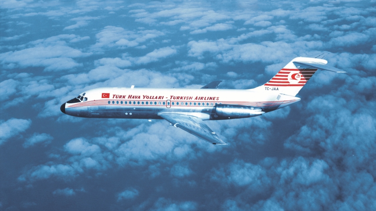 Küresel havacılık sektöründe yaşanan duraklama ve gerilemenin aksine THY, 2000’li yılların ilk döneminde yeni yatırımlar, açılan hatlar ve genişleyen filosu ile önemli bir büyüme sürecine girdi. 