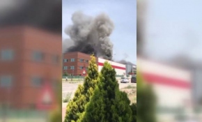 Ankara'da tıbbi ekipman fabrikasında yangın
