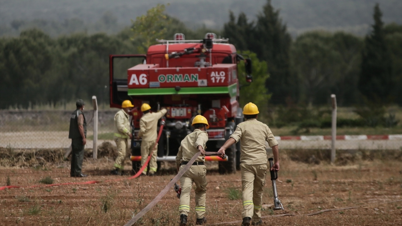 Tarım ve Orman Bakanlığının orman yangınlarıyla daha etkili müdahale için geliştirdiği İHA projesine de değinen Derince, şunları kaydetti: