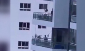 8'inci kattaki salıncak tepki çekti